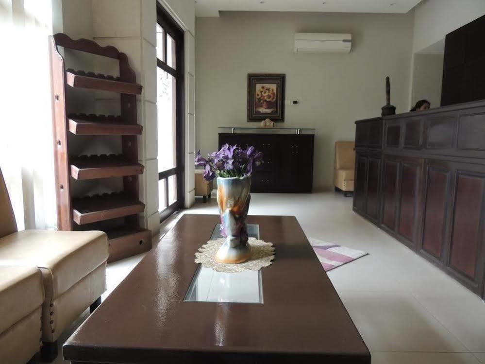 Madaba Hotel מראה חיצוני תמונה